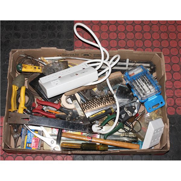 TRAY OF ASSORTED SHOP TOOLS