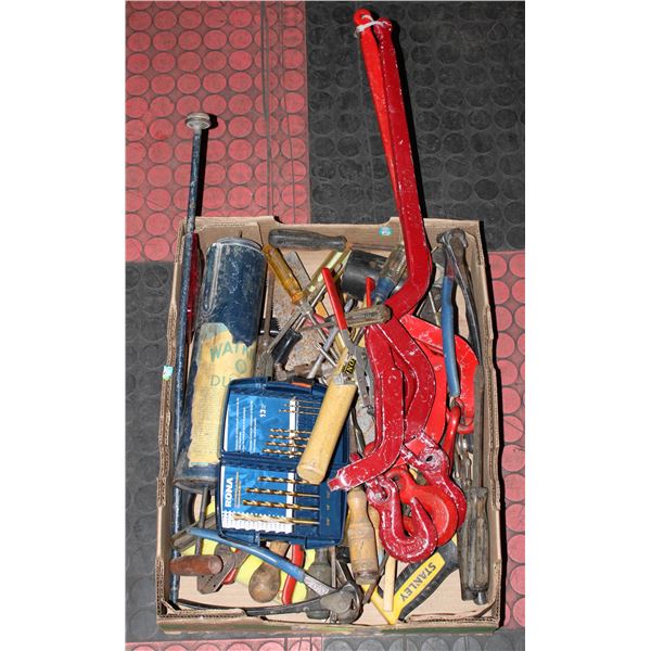 TRAY OF ASSORTED SHOP TOOLS
