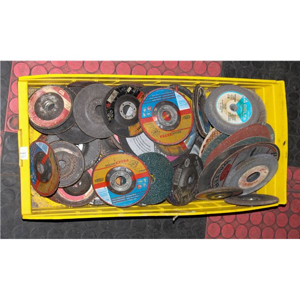 YELLOW TRAY WITH OVER 50 GRINDING DISCS