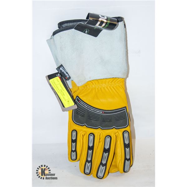 LARGE IMPACT GLOVE WITH GAUNTLET CUFF