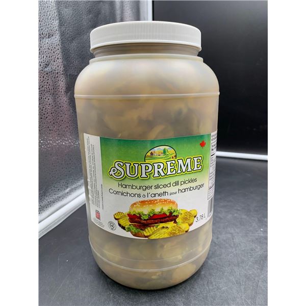 Supreme Hamburger Sliced Dill Pickles (3. 78L)