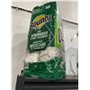 Image 2 : Bounty Plus Paper Towel Rolls (12 rolls)