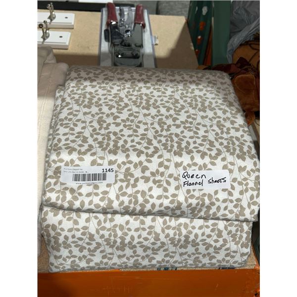 Leaf Print Queen Flannel Sheets