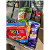Image 2 : Lot of Assorted Snacks