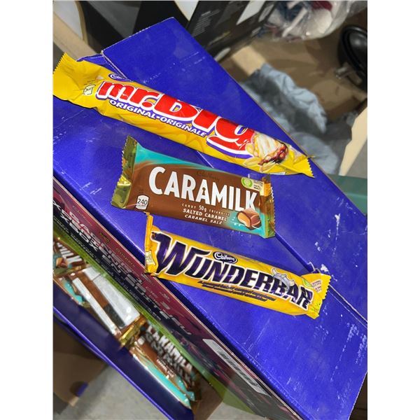 Lot of Assorted Candy Bars