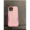 Image 2 : Otter Box Phone Case for an iPhone 15,14, and 13