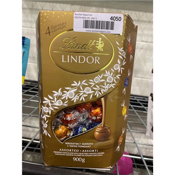 Lindt Lindor Assorted Chocolates 900g