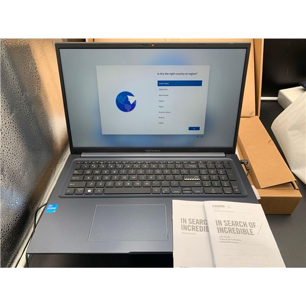 ASUS Vivobook Model X1704Z 17 Inch Laptop Display Model In box, Powers up working (please inspect an