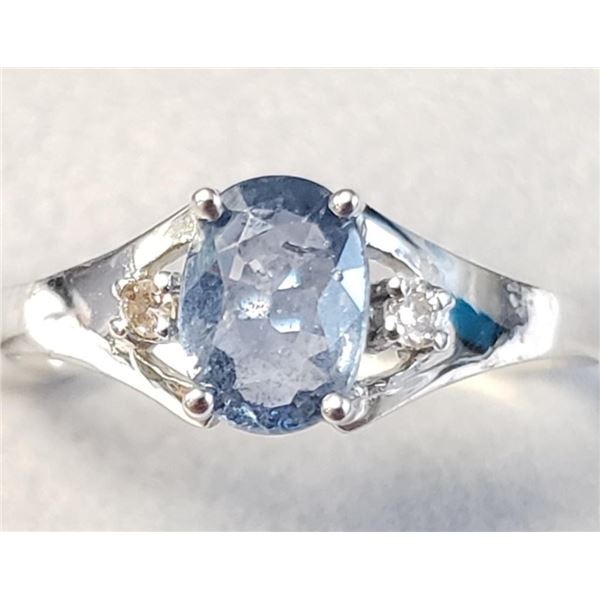 10K White Gold Sapphire(1ct) Diamond(0.06ct) Ring (~Size 7)) (~weight 1.92g), Made in Canada, Apprai