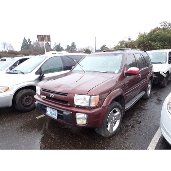 1999 Infiniti QX4