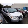Image 2 : 2005 Chrysler Town and Country
