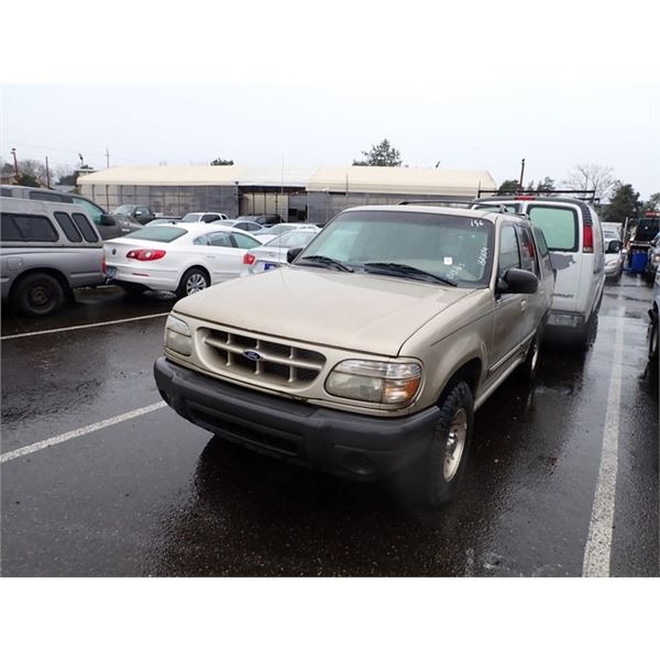 2000 Ford Explorer