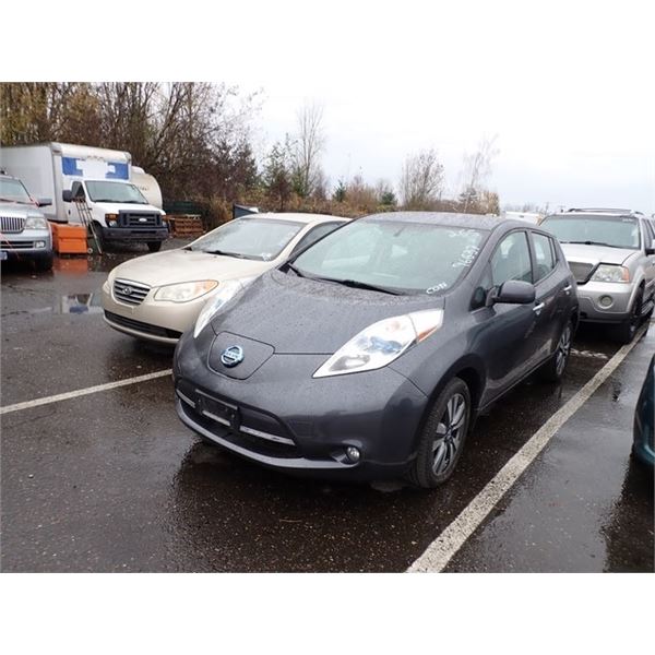 2013 Nissan LEAF