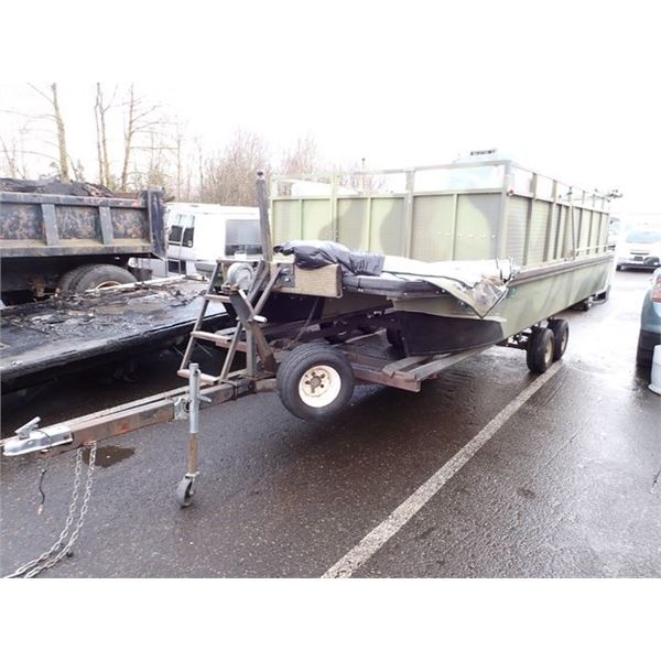 1985 Pontoon Boat