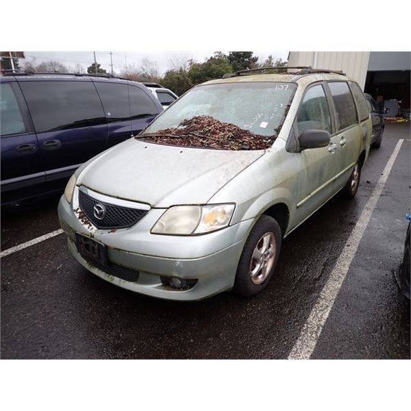 2002 Mazda MPV