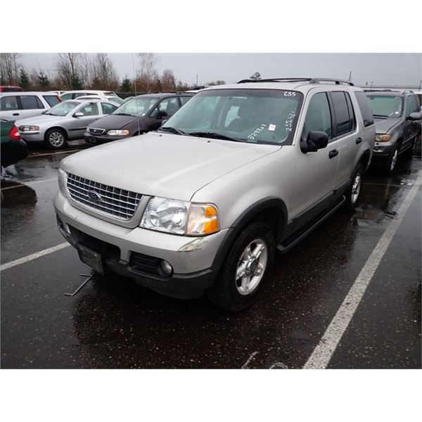 2003 Ford Explorer