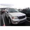 Image 2 : 2003 Lincoln Navigator RUNS WITH MECHANICAL PROBLEMS