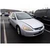 Image 2 : 2004 Honda Accord RUNS WITH MECHANICAL PROBLEMS