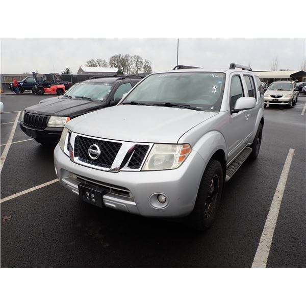 2012 Nissan Pathfinder RUNS WITH MECHANICAL PROBLEMS