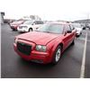 Image 1 : 2009 Chrysler 300 RUNS WITH MECHANICAL PROBLEMS