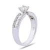 Image 3 : 0.50 ctw SI2 CLARITY F COLOR CENTER Diamond 18K White Gold Ring (0.92 ctw Diamon