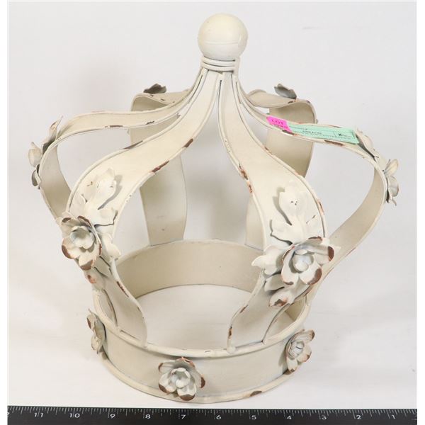METAL CROWN TOP CENTERPIECE DECOR