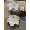 Image 2 : VINTAGE COLLECTIBLE MILK GLASS CANDLE HOLDERS WITH CANDLE