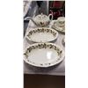Image 12 : WEDGWOOD BEACONSFIELD CHINA SET