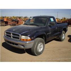 DODGE DAKOTA SLT 4 X4 PICKUP, s/n 1B7GG26Y5XS170680:
