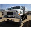 Image 1 : GMC TOPKICK 2000 GALLON S/A WATER TRUCK, s/n 1GDL7D1YXKV506389: