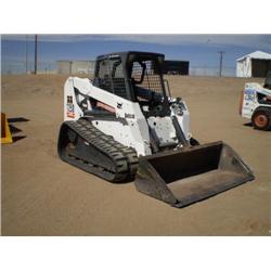 BOBCAT T250 COMPACT TRACK LOADER, s/n 523111323: