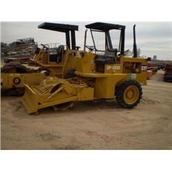 CATERPILLAR CP323 VIBRATORY PADFOOT COMPACTOR, s/n 6JD00326: