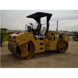 CATERPILLAR CB534D XW TANDEM SMOOTH DRUM VIBRATORY COMPACTOR, s/n EAA00152:
