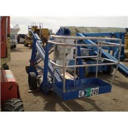 UPRIGHT TL33 TOWABLE BOOM LIFT, s/n UN9T33002SA00A149: