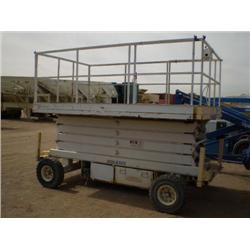INTERNATIONAL APACHE 3372EC-OR 33ft. ELECTRIC SCISSOR LIFT, s/n 4050252: