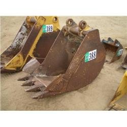 30in EXCAVATOR BUCKET W/TEETH & SIDE CUTTERS