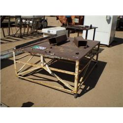 WORK TABLE W/CASTERS