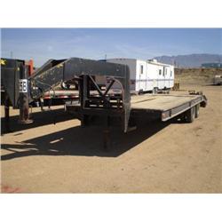 2005 CUSTOMBUILT 32ft. T/A GOOSENECK EQUIPMENT TRAILER, s/n NM179719