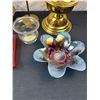 Image 2 : Candle Holders and Decor