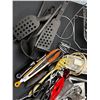Image 2 : Kitchen Starter Lot