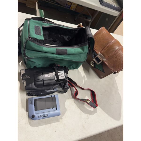 JVCVHS compact video camera