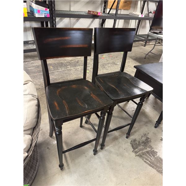 Pair of 29 inches 2 seat