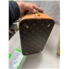 Image 7 : Louis Vuitton purse, authenticity up to buyer to verify before bidding