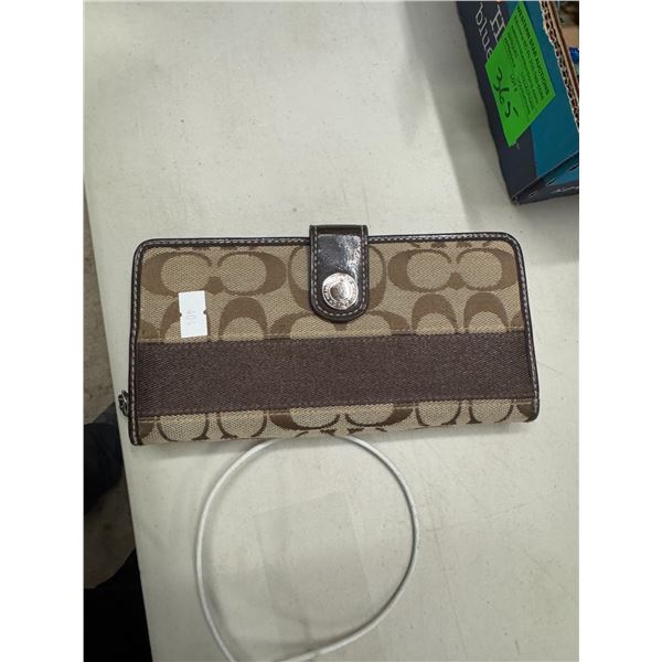Coach wallet