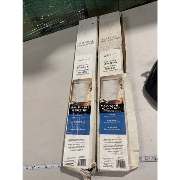Mini blinds