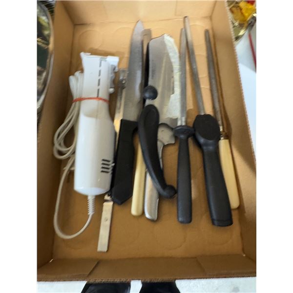 Knives and knives sharpeners