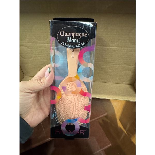 Champagne, Miami detangler brush
