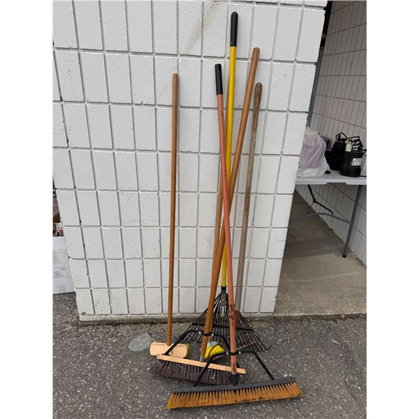 Brooms and rakes, etc.