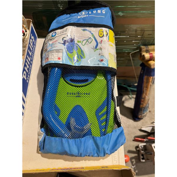 Flippers  and snorkel