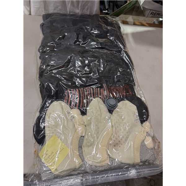 Gloves mitts, summer gloves, summer half gloves and slippers